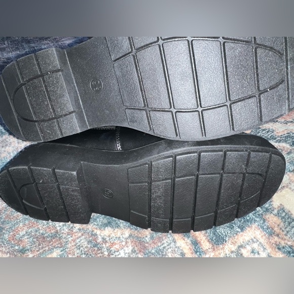 NWT Women's Demi Chelsea Boots - A New Day - Picture 5 of 6